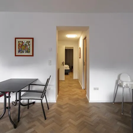 Apartment Moderne Erdgeschoss